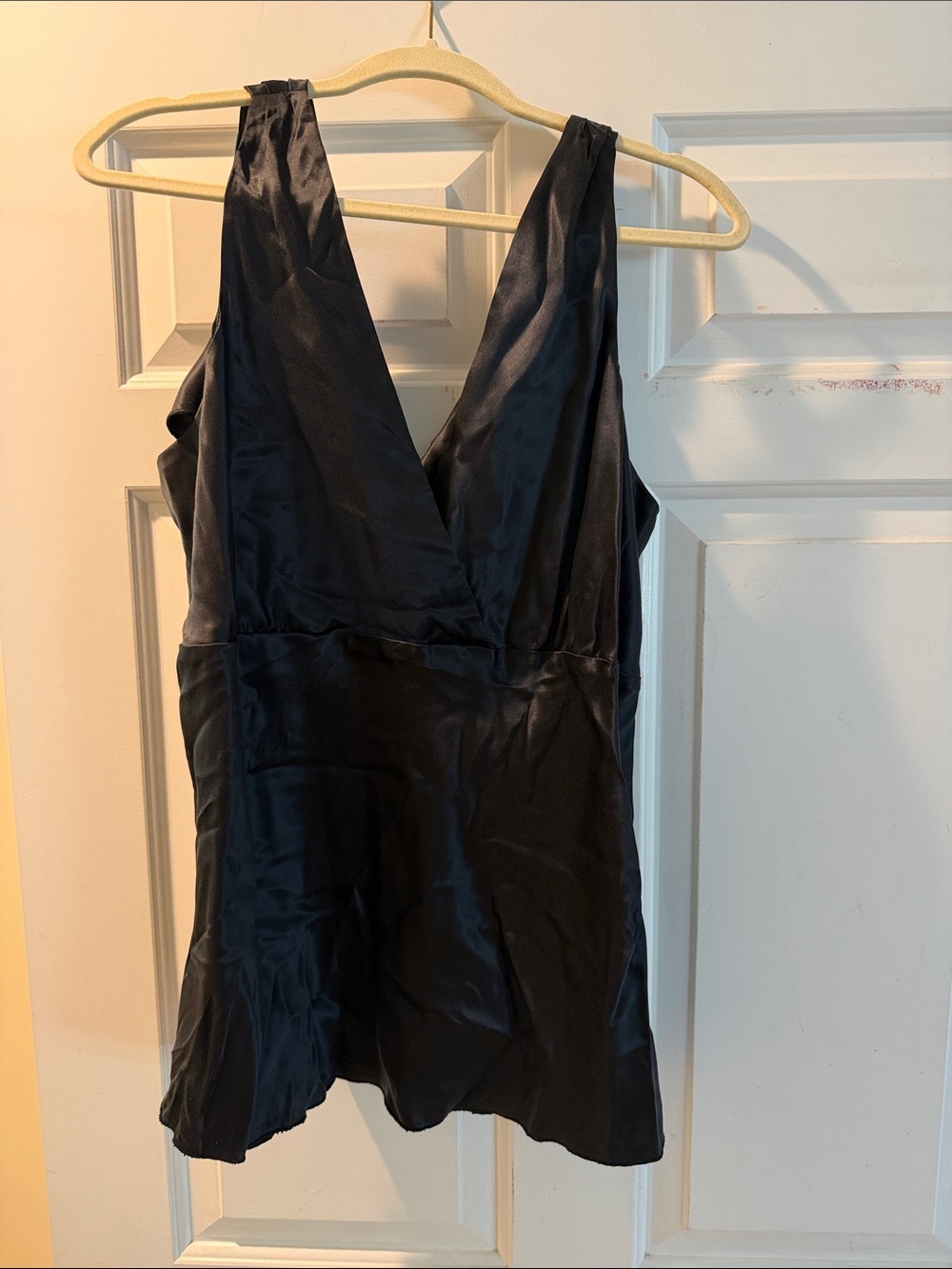 Old Navy Black Silk V-Neck Camisole with Side-zip Closure XXL
